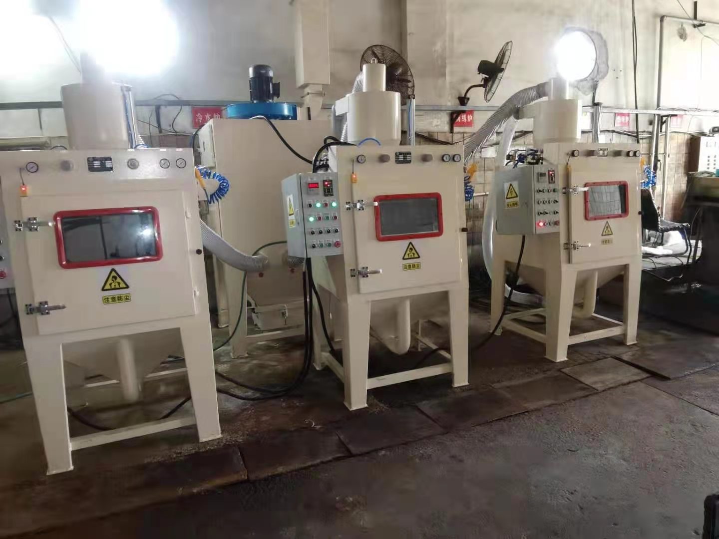小型噴砂機(jī)的噴砂效果如何？